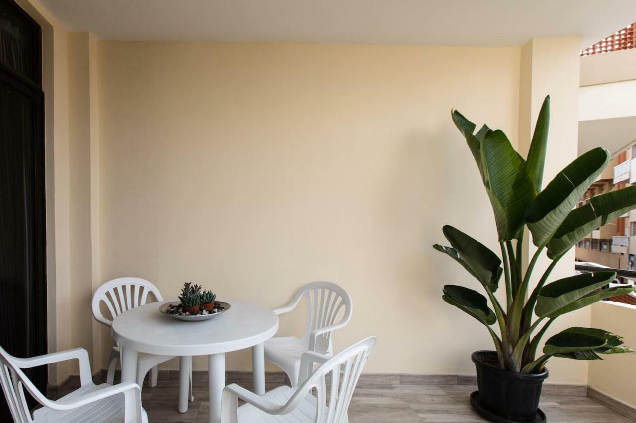 Marine & Coastal Lifestyle: Sea, Sun And Beach El Médano Exterior foto